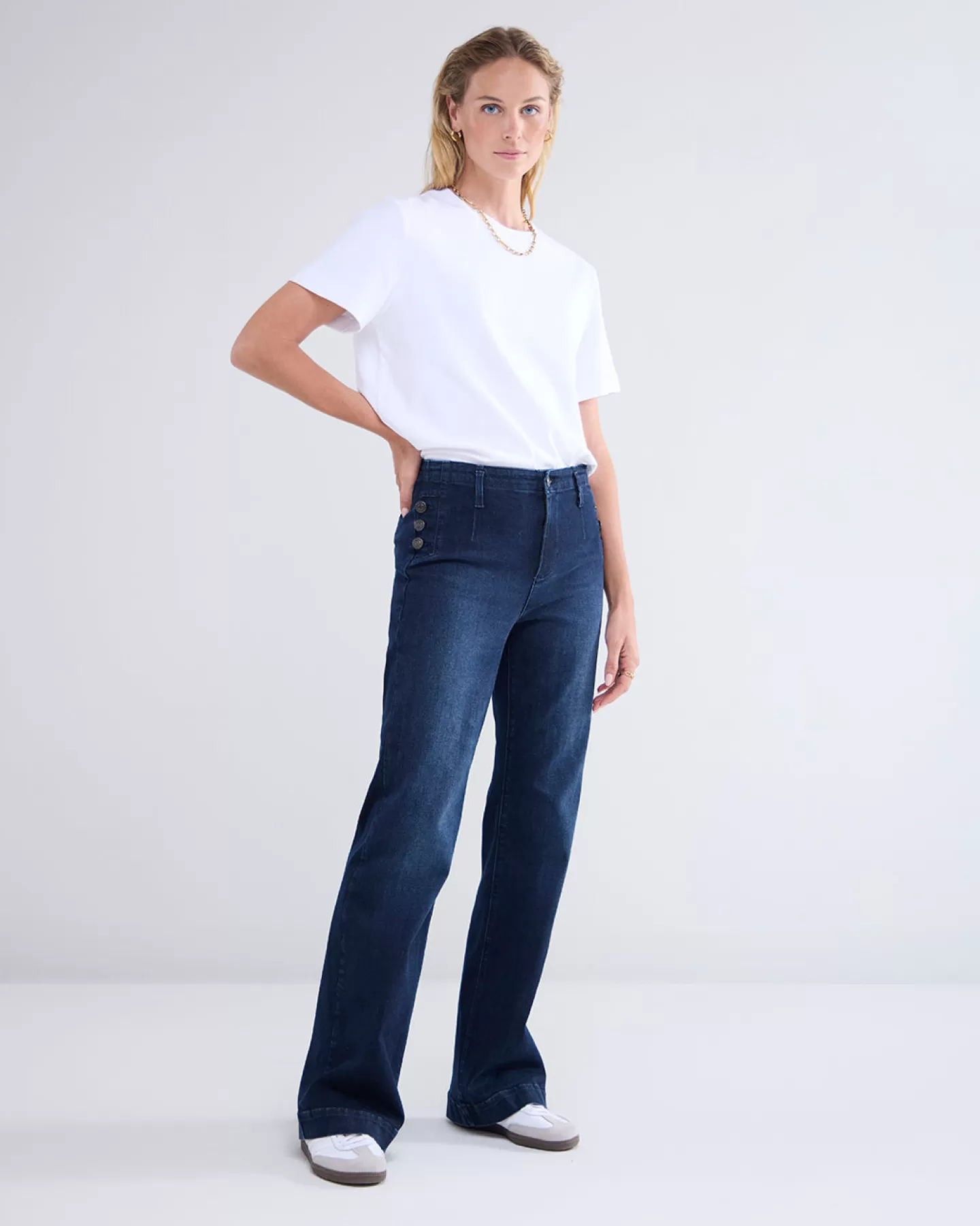 Jeans>Summum Flared Jeans Met Knoopdetails Blauw