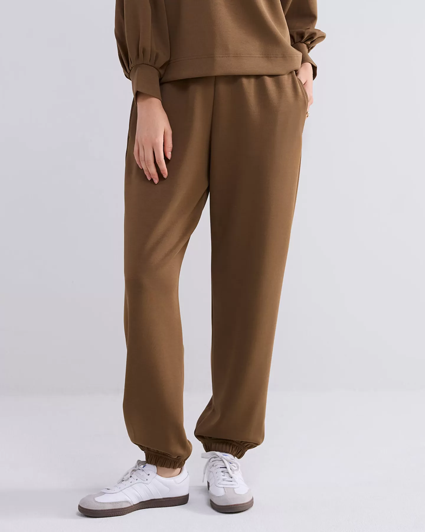 Broeken & Jumpsuits>Summum Jogger Pants Modal Scuba Groen