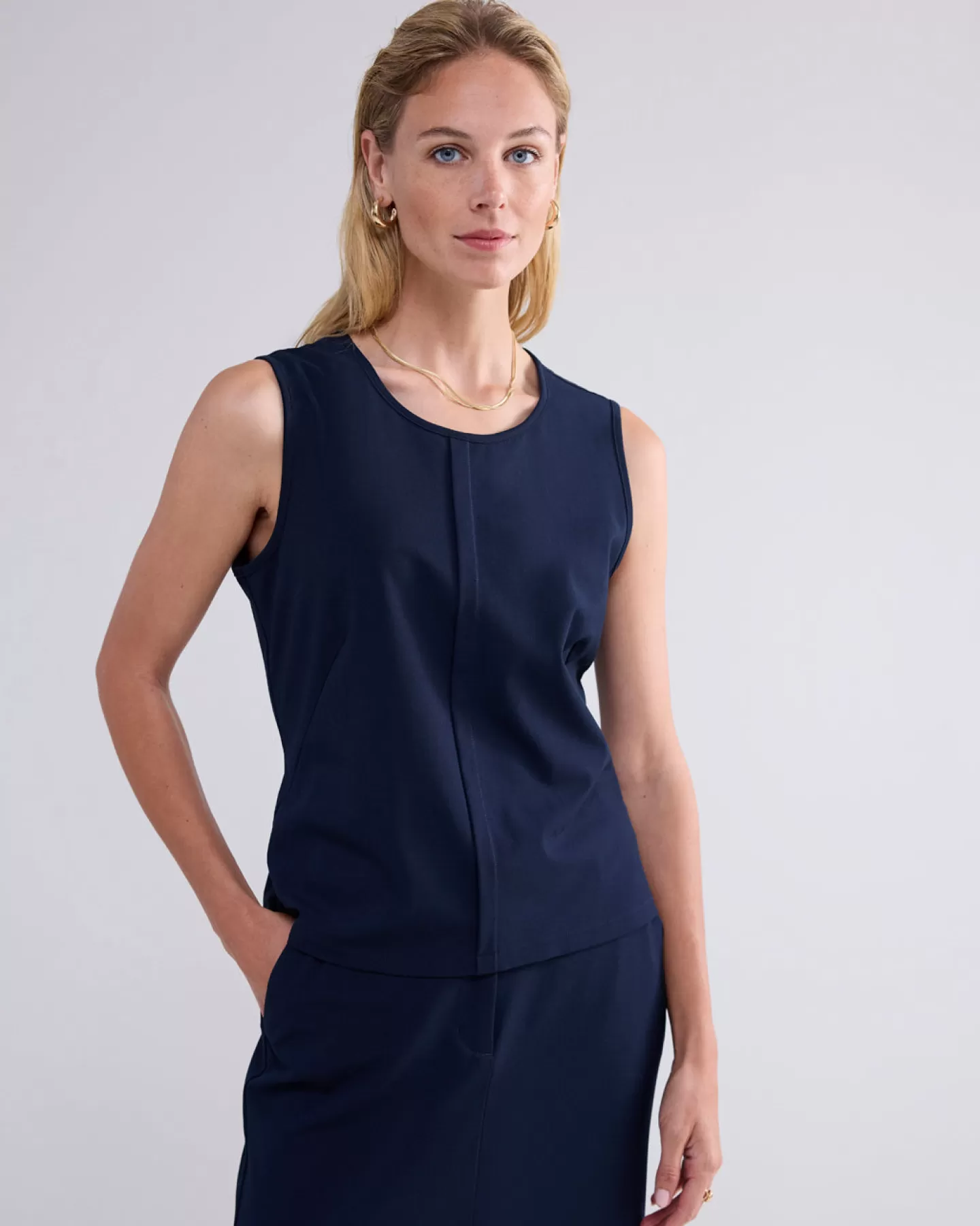 Tops & T-Shirts>Summum Mouwloze Top Met Taft Achterkant Blauw